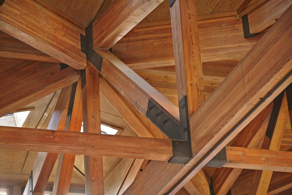 Amerhart  Rosboro X-Beam™ 24F-V4 Treated Glulam - 5-1/2 x 11-7/8